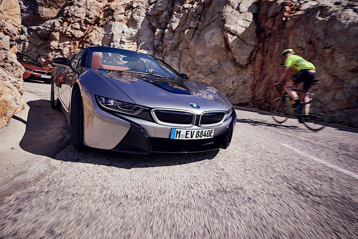 BMW i8 Roadster First Edition (13)