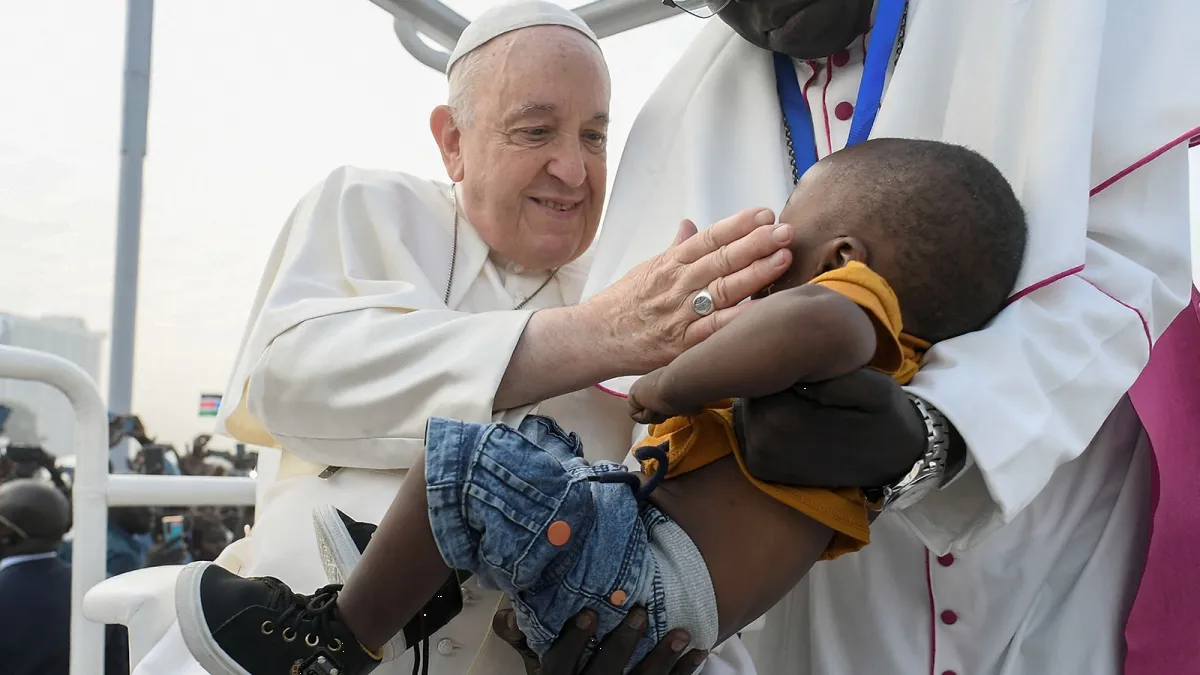 Papa Francisco pide acabar con la violencia en Sudán del Sur