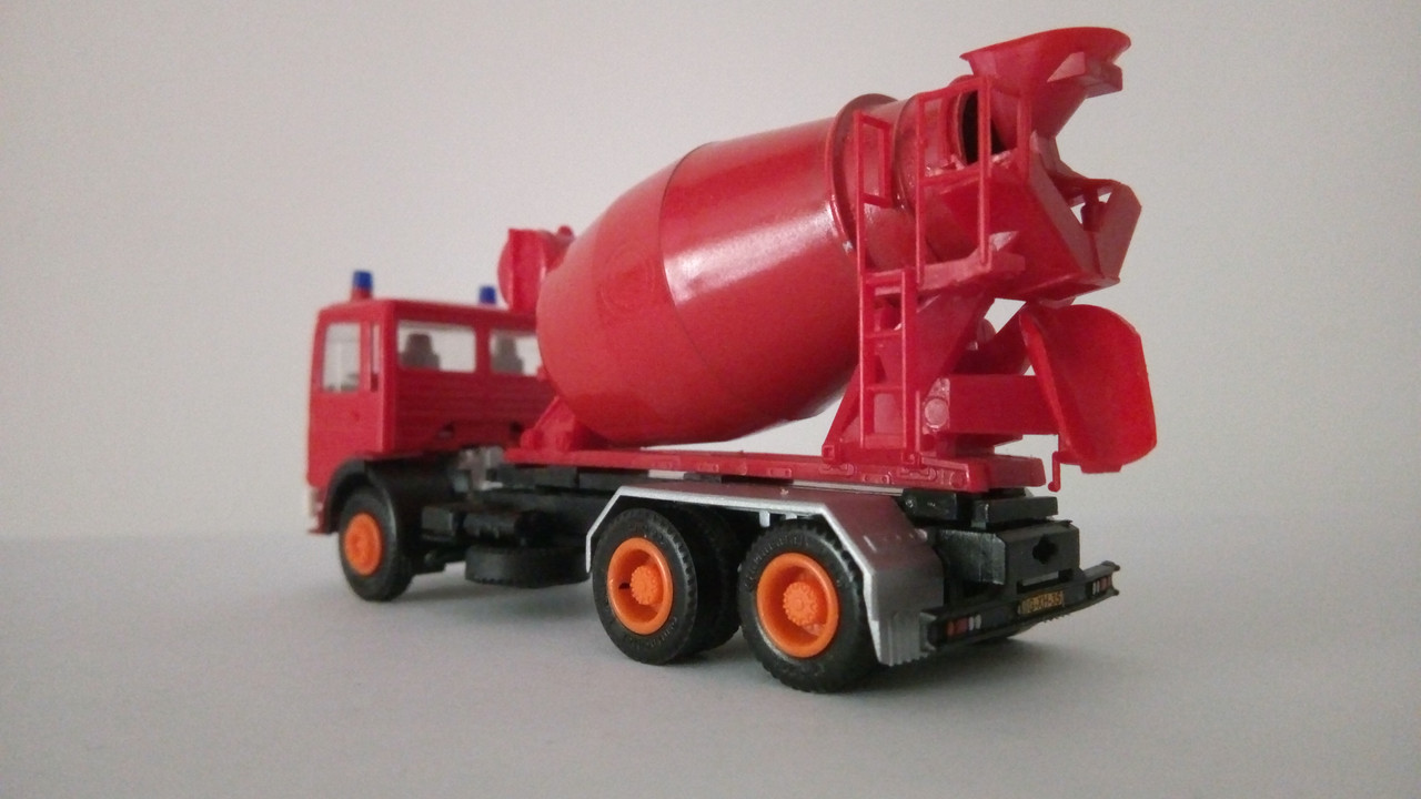 Mach (7444)