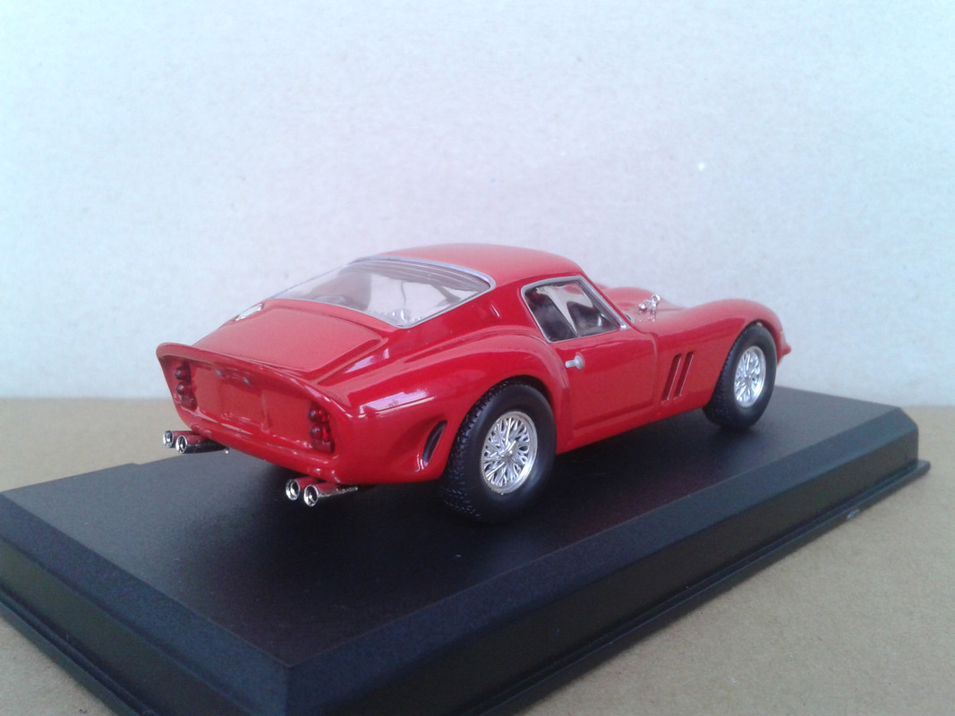 1962 Ferrari 250 GTO (Ixo - nº 13 Ferrari RBA) (4)