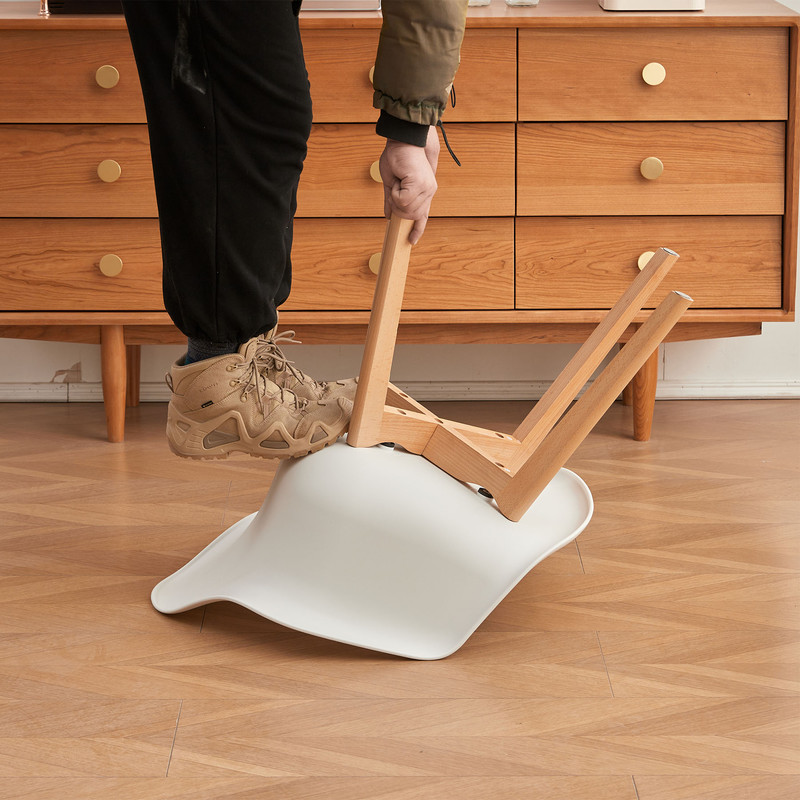 Pieds en bois massif