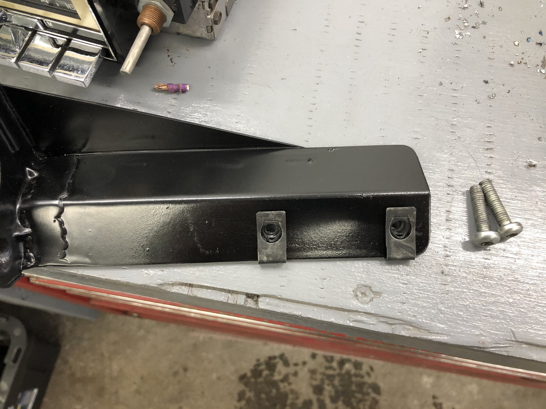 33D82900-89BA-4E5E-94F9-78DA0646C403