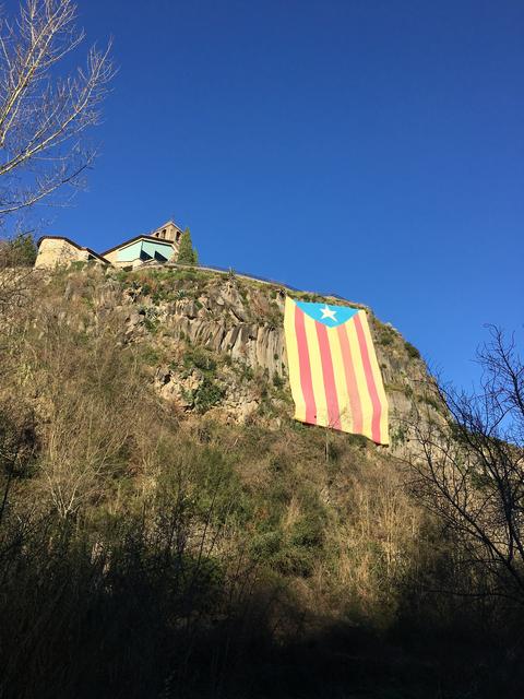 8493-E88-F-B28-A-4-C6-E-87-FB-8-AE8-BEE5