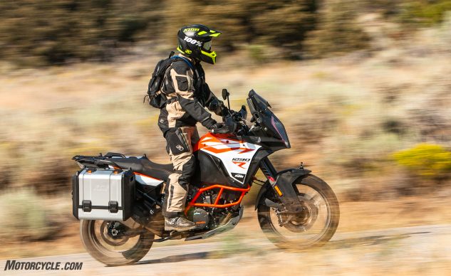 082418-_Adventure-_Tourers-_KTM-1290-_Su