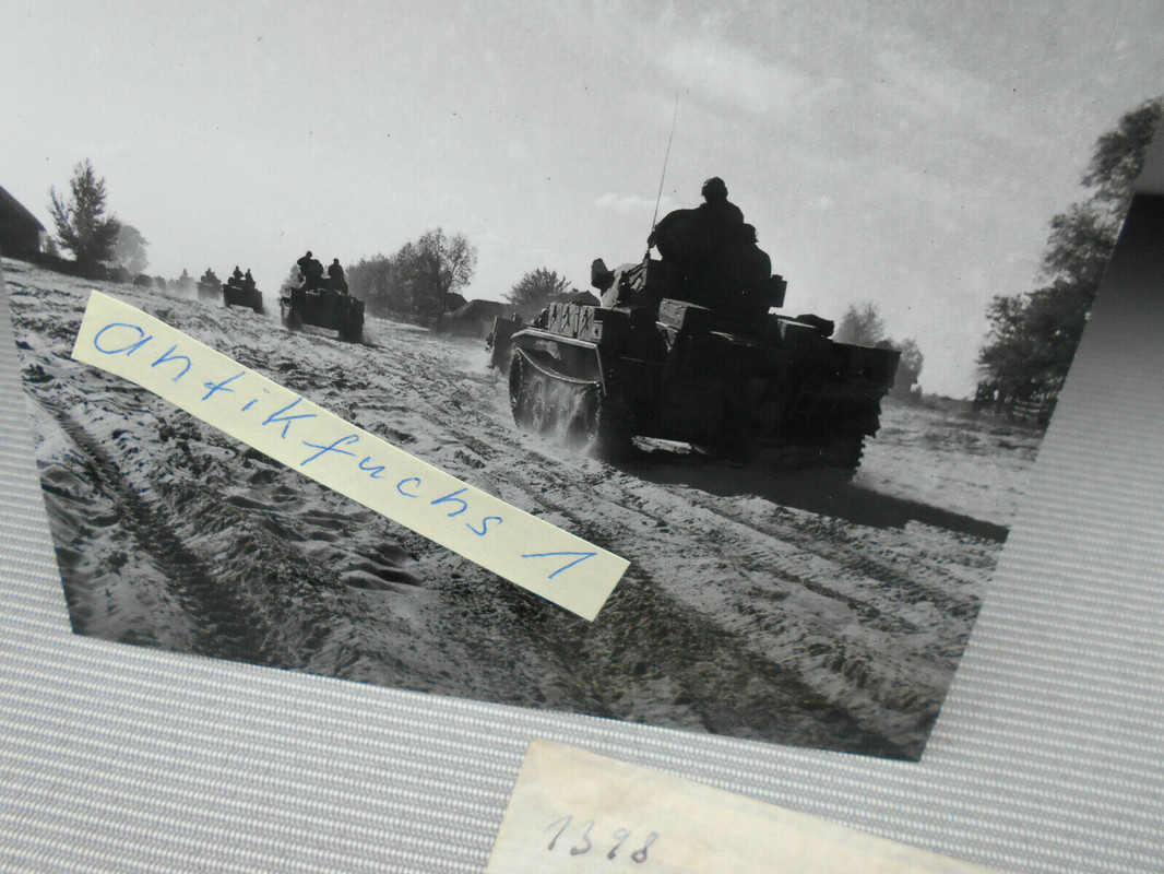 Aufklärungs-Panzer vom Typ LUCHS im Kurland-Kessel 1944 - 45