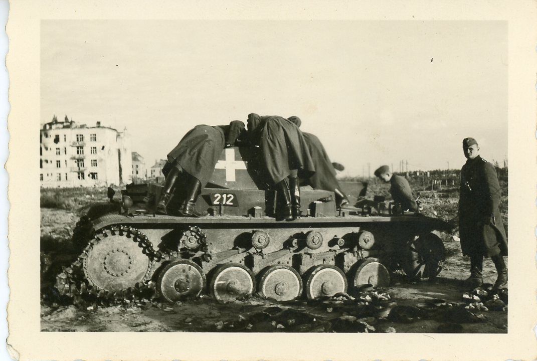 Kämpfe Polen Polska Panzer II Tank Foto (2)