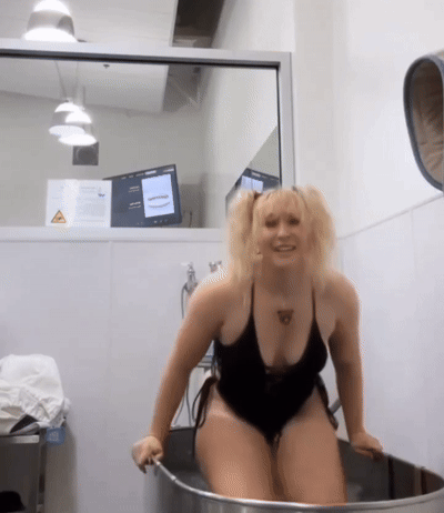 ezgif-5d959560dafda.gif