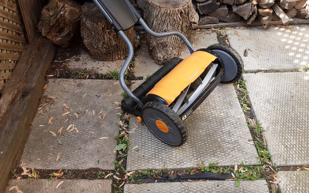 Fiskars StaySharp Max found for free. Sufficient for mowing a 0.37 acre  yard of soft grass? : r/lawncare
