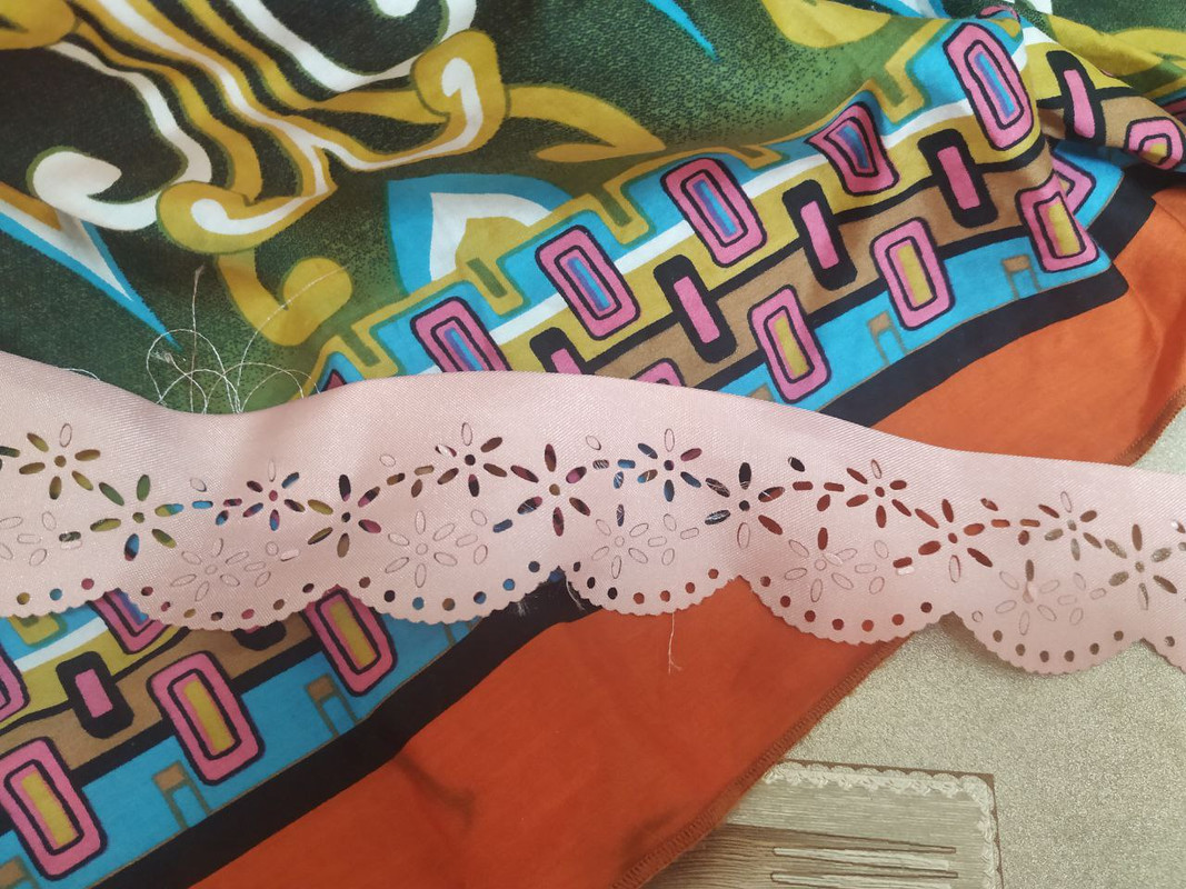 photo6030382350329820855