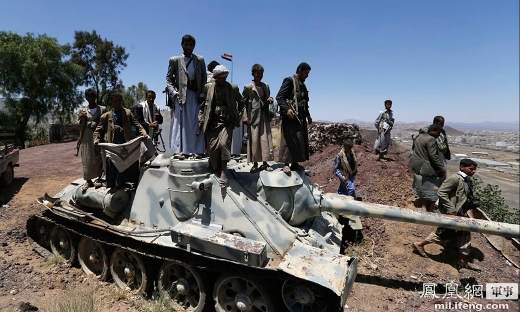 СУ-100 Йемен - 004