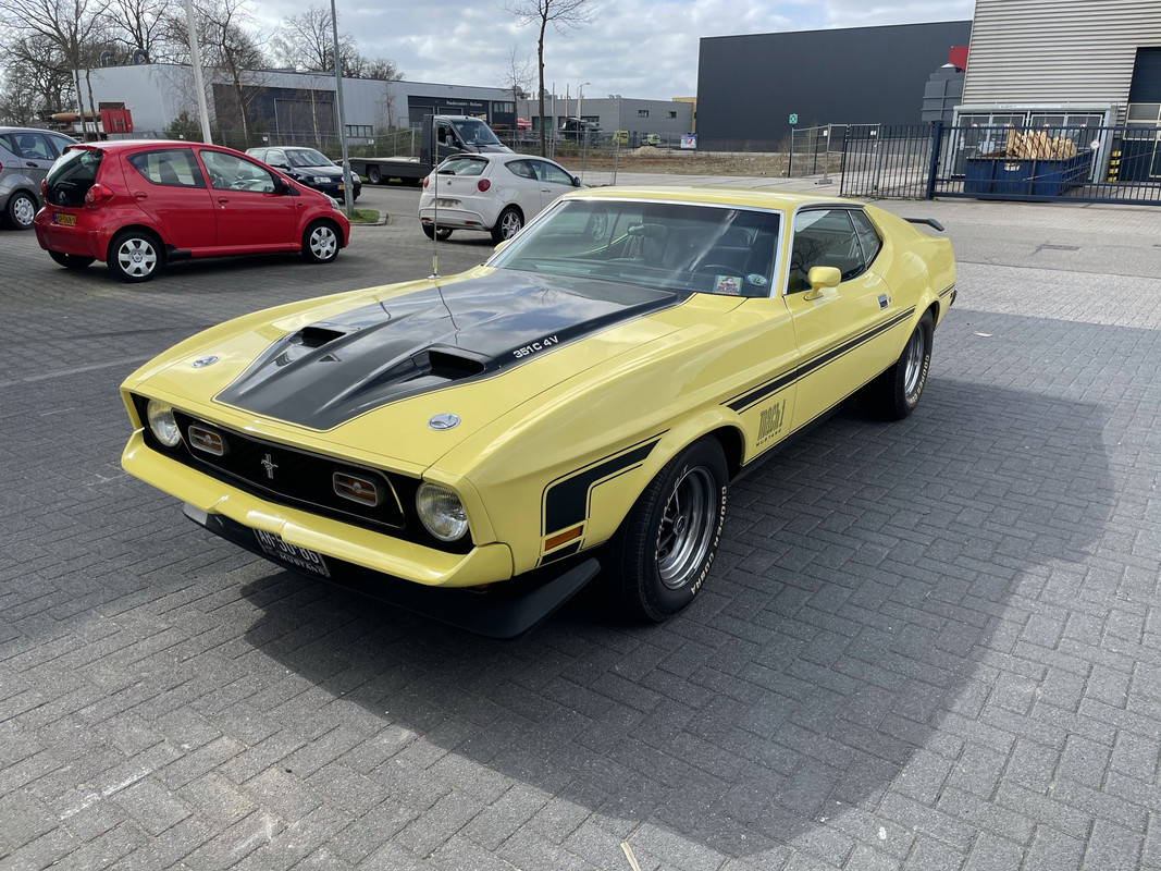 4D895F93-8256-4D55-B59C-5BF4CCEF1510