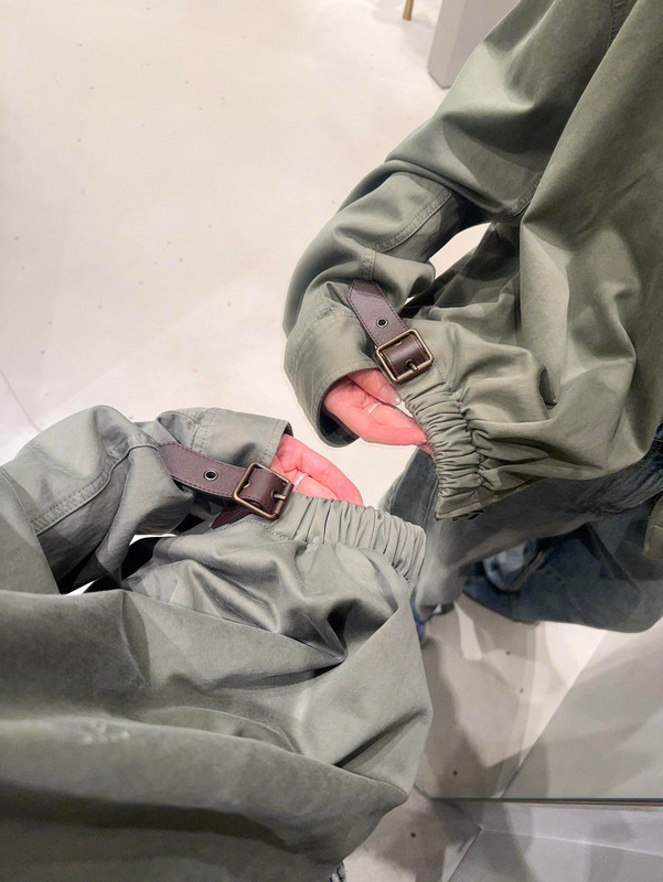 2025-10-18-23-35-IMG-8622