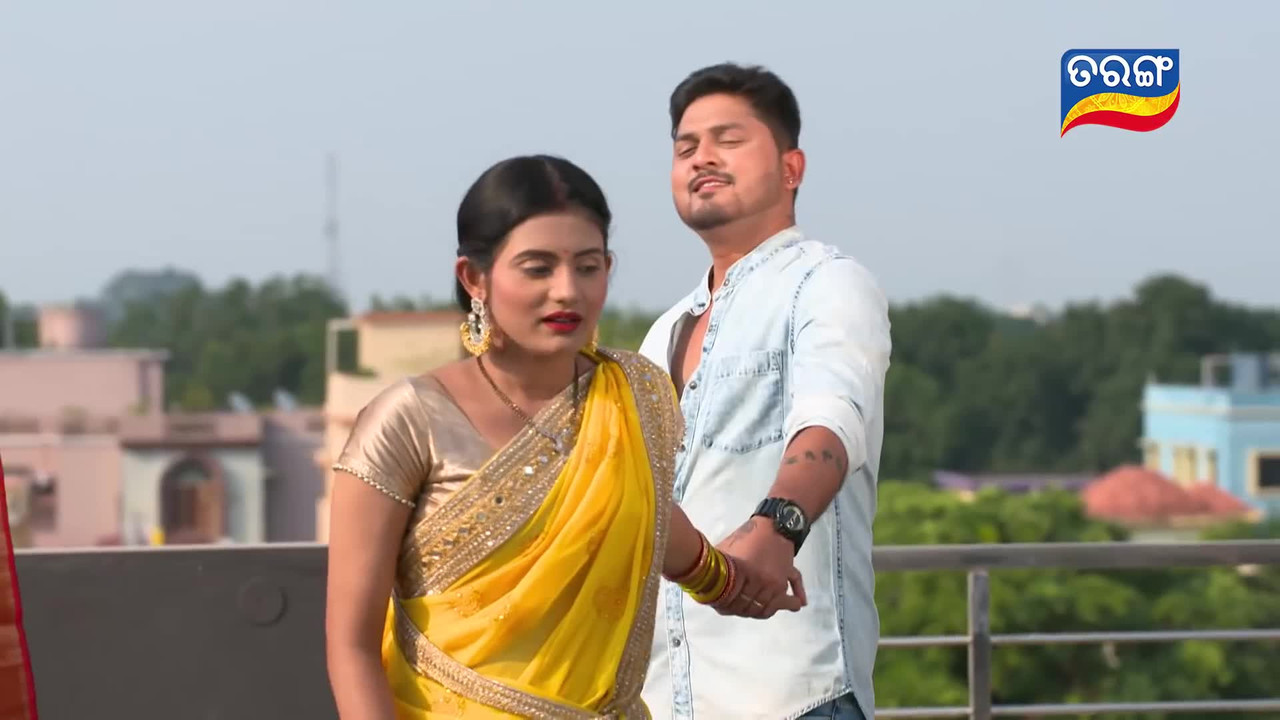 odia Serial hot Navel press_9