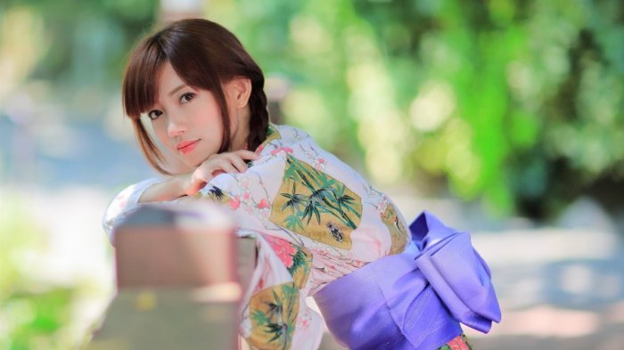 perempuan-jepang-20181024-151615.jpg
