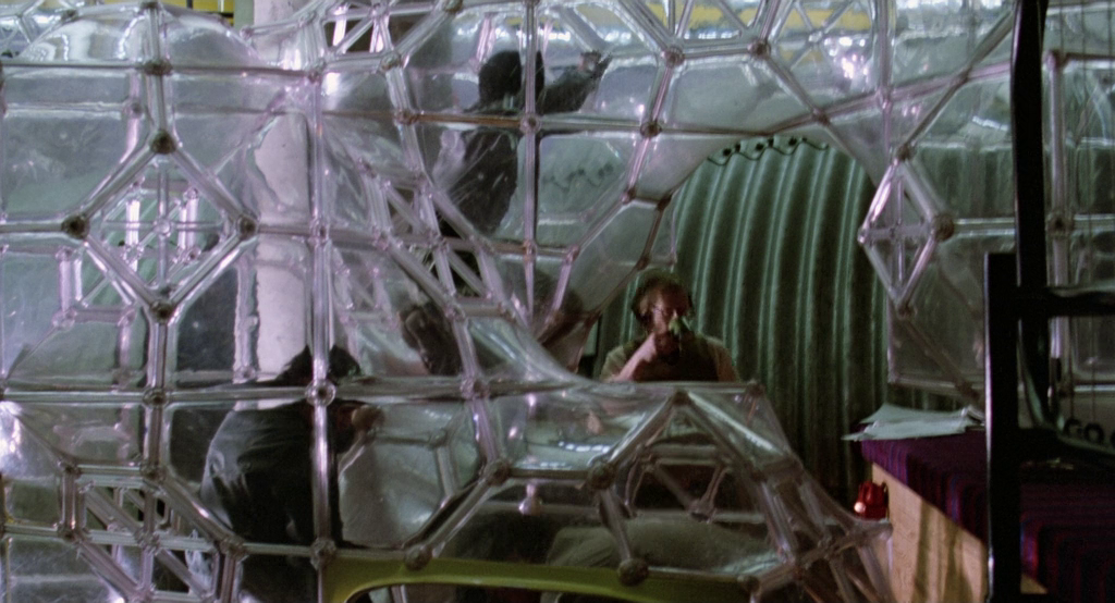 vlcsnap-2021-04-15-23h02m56s421.png