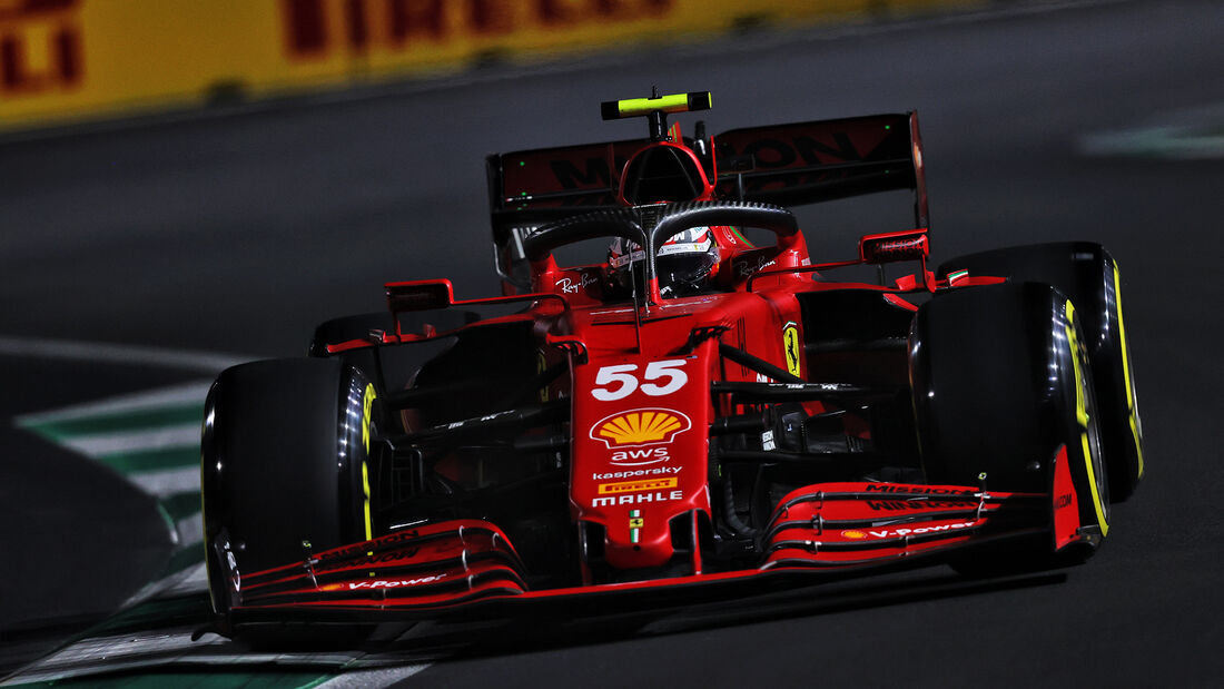 Carlos-Sainz-Ferrari-GP-Saudi-Arabien-Jeddah-Qualifikation-Samstag-4-12-2021--169Gallery-47985f4-185