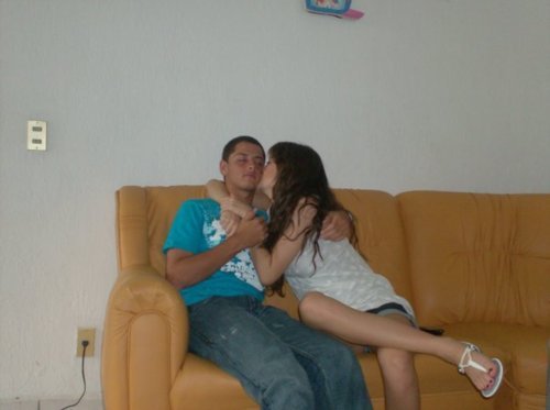    Javier Hernandez con hermoso, Novia Lety Sahagun 