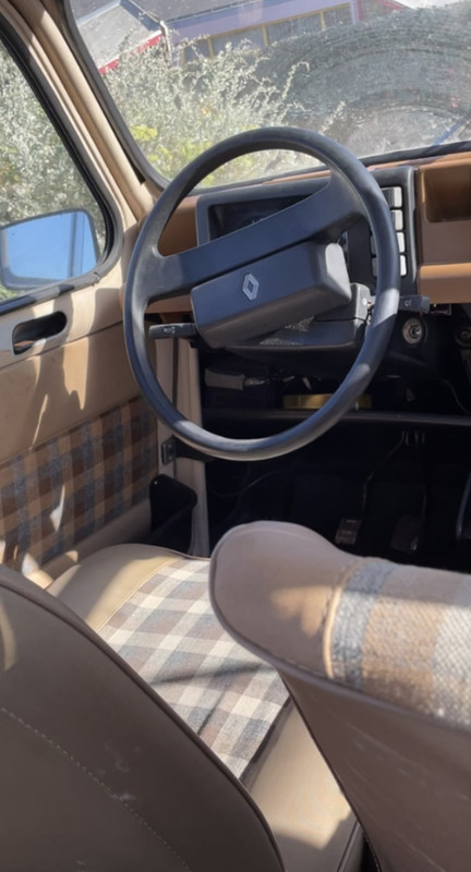 30587DE3-BA3F-45EB-8B52-4887E09C876A