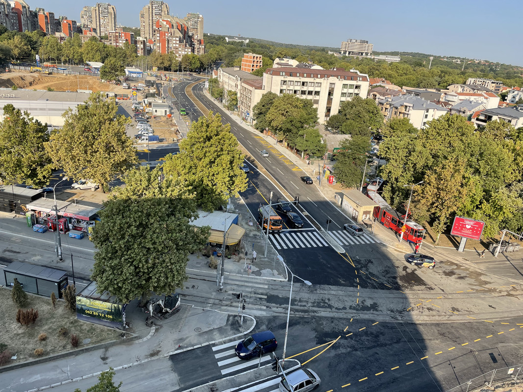 700DF40C-4CCA-492B-B82F-3C3223D59951