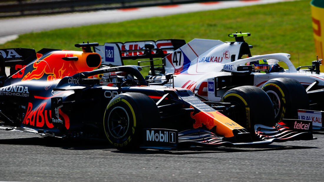 Max-Verstappen-Red-Bull-GP-Ungarn-2021-Budapest-Rennen--169Gallery-4bc5be0b-1819453