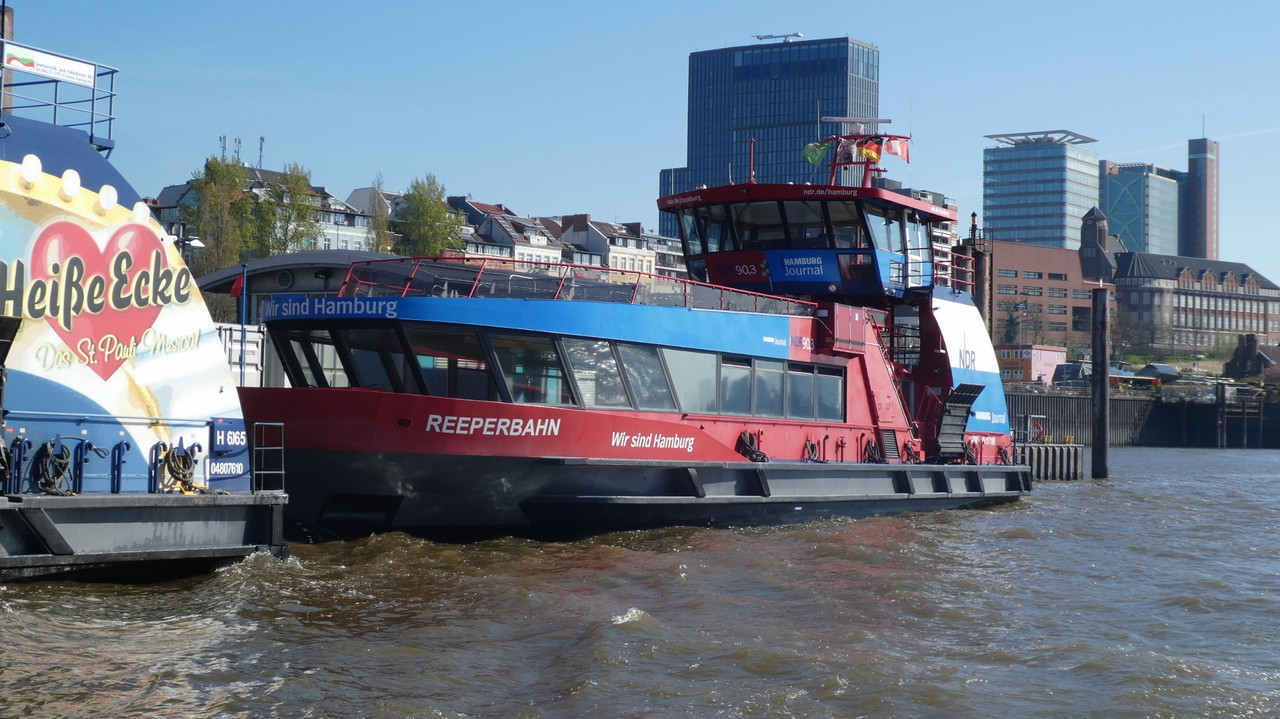 P1190212 (1940x1090)