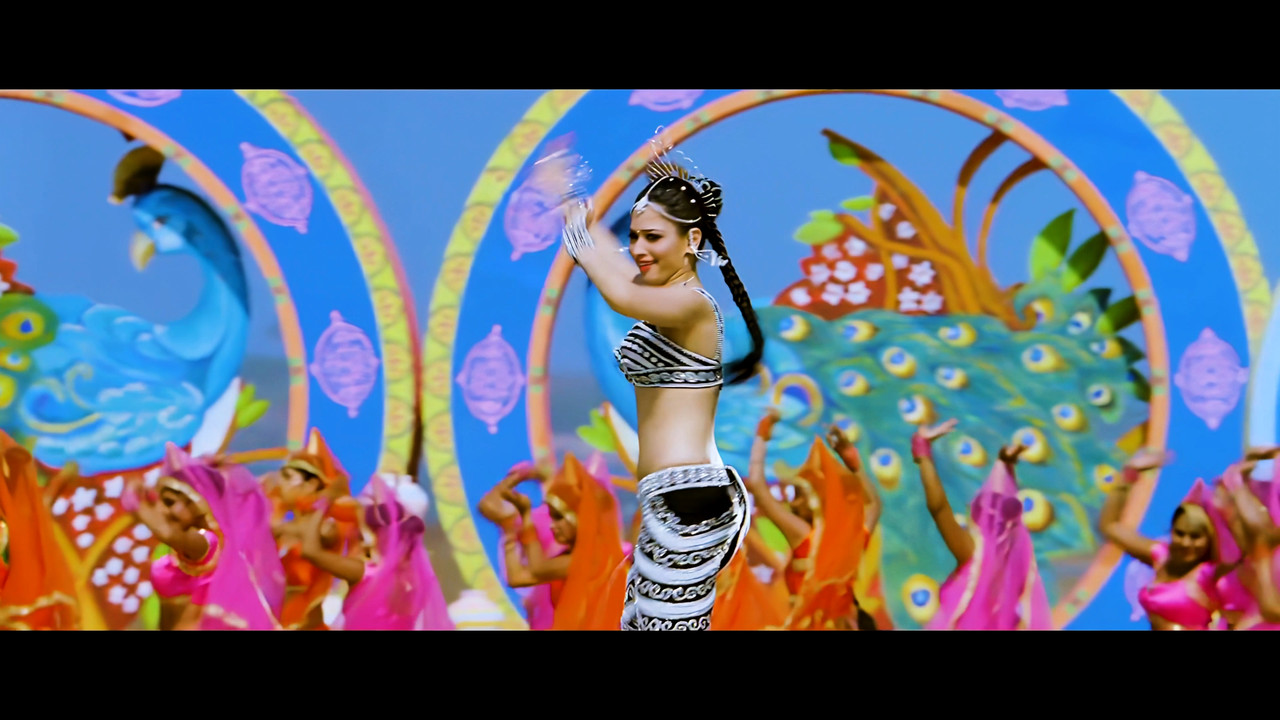 Tamanna Hot Song From Himmatwala Naino Main Sapna 4K (Best Quality).mp4_snapshot_01.23_[2021.04.05_1