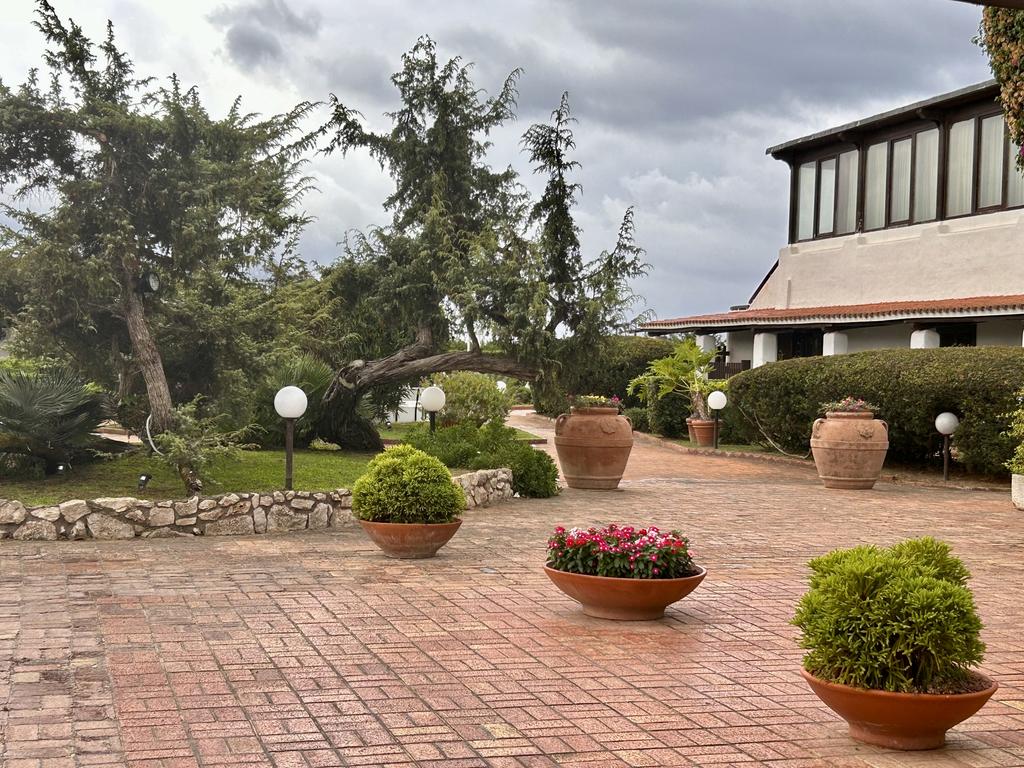 Жаркий сентябрь на побережье Тирренского моря.