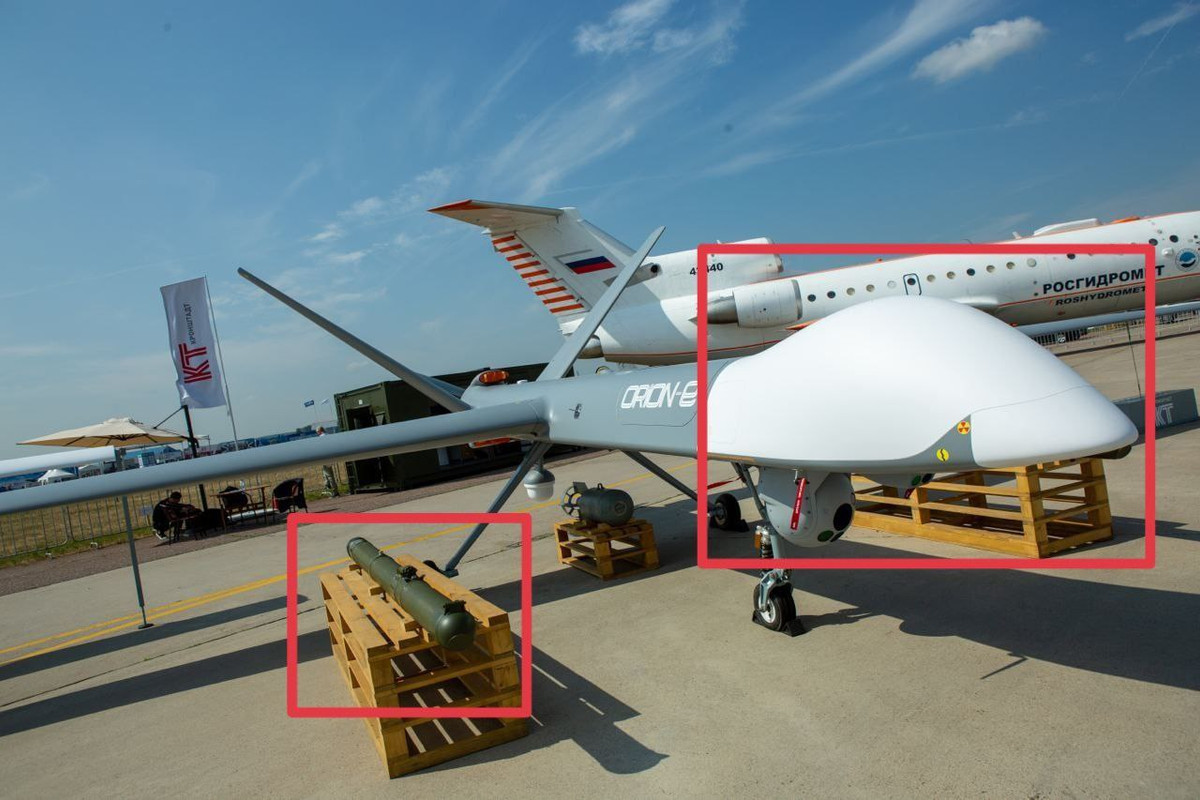 Espectáculo en el aire, militares demuestran un duelo aéreo de drones