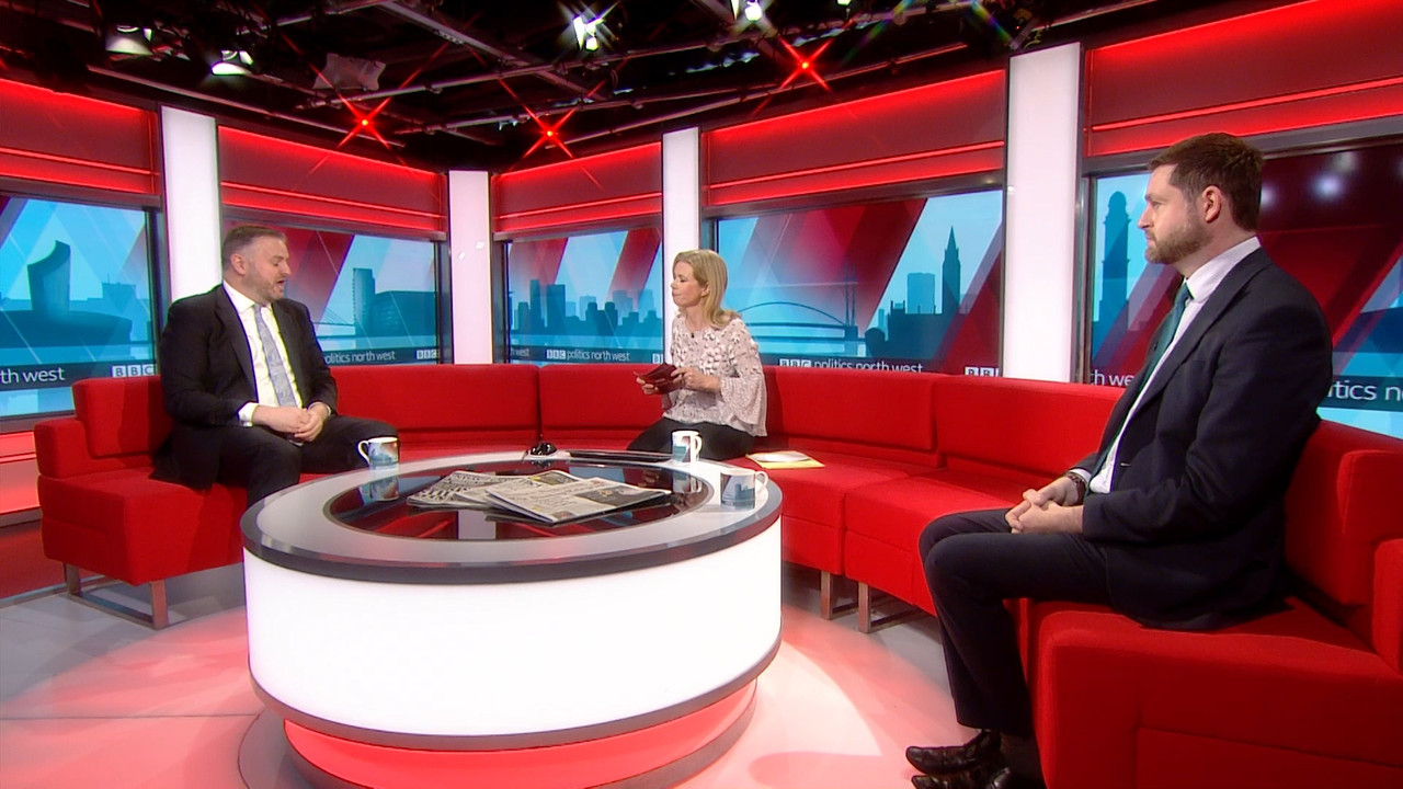 This Is BBC One HD_20211121_10001030.ts_snapshot_29.06.942