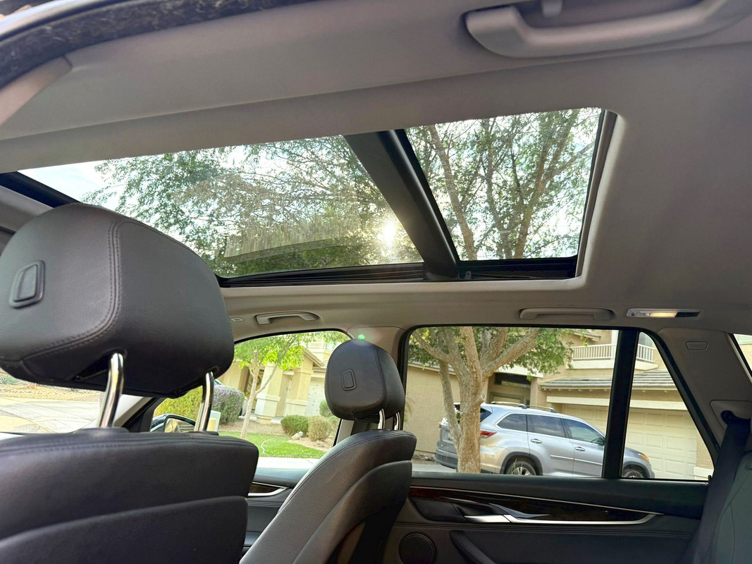 Vehicle thumbnail 14