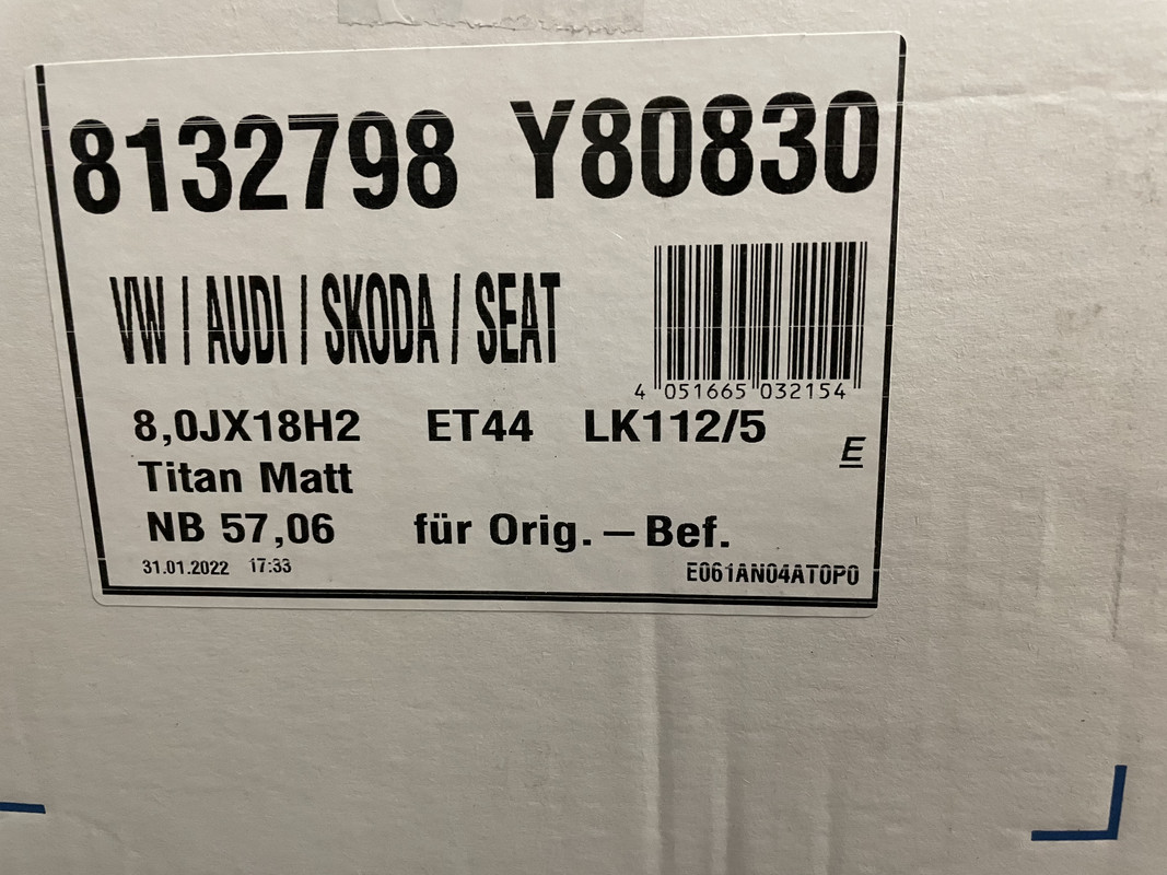 D5209AF6-EC3D-422B-85DA-2EA3D8909B35