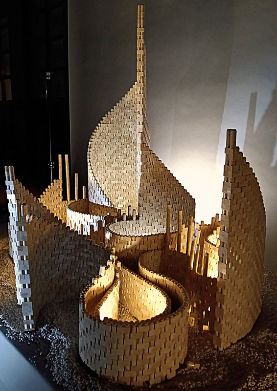 Kalabentia Vertical 003