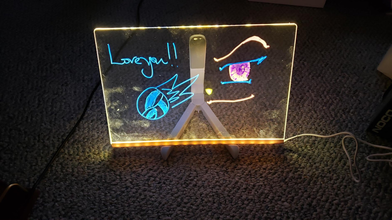 Rese&ntilde;a pizarra LED 1