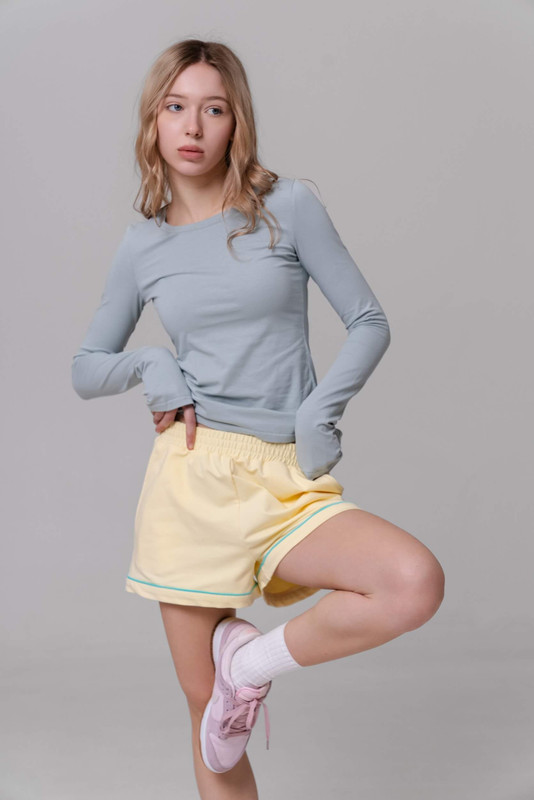 Шорти вільного крою