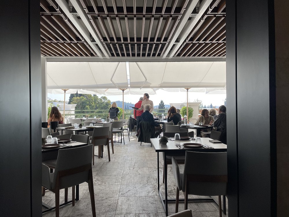 the-rooftop-restaurant Музей Бенаки в Афинах: сокровищница греческого искусства и истории