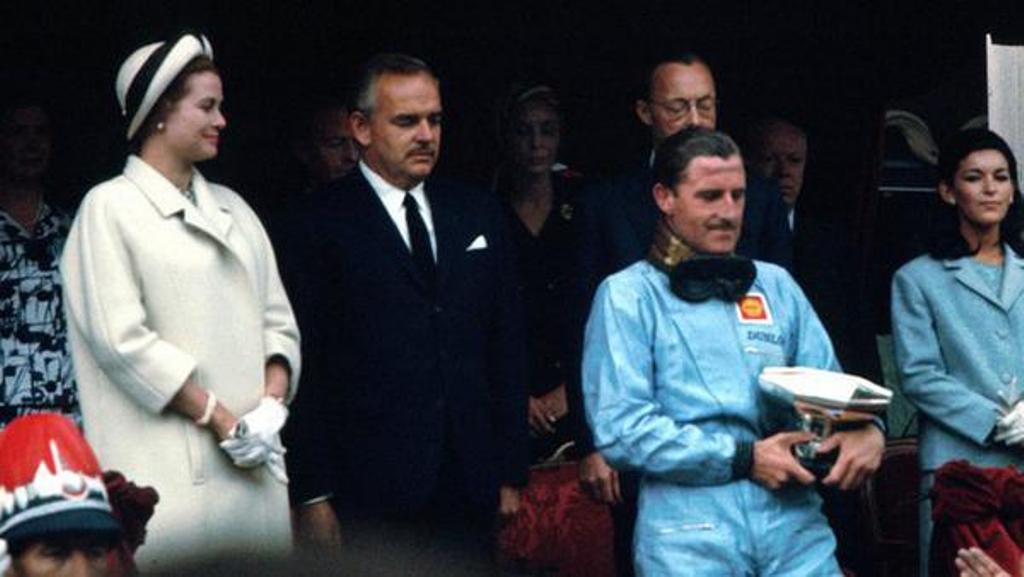 1965 мон подиум