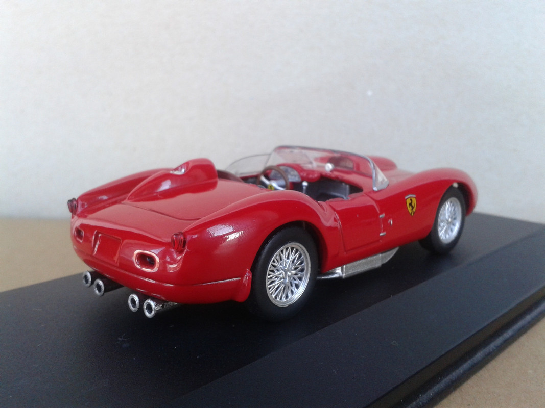 1958 Ferrari 250 TR 58 (Ixo - nº 6 Ferrari RBA) (4)