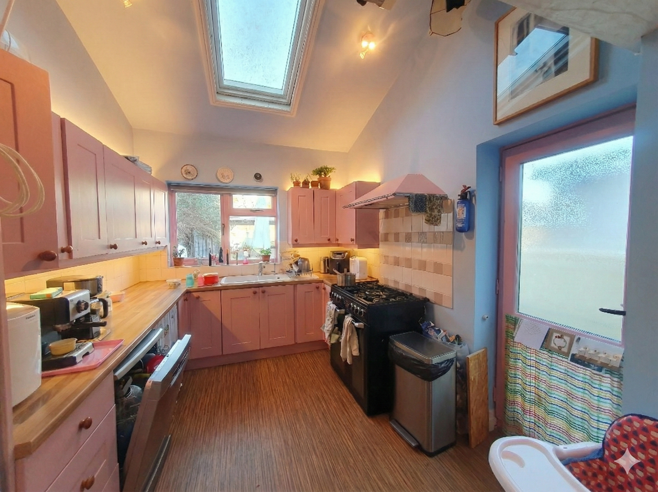 pink kitch