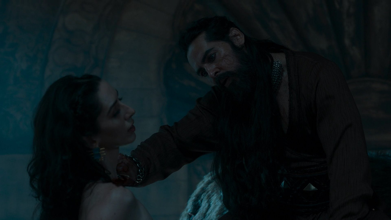 The.Empire.S01.1080p.HS.DSNP.mkv_snapshot_01.48_[2021.08.27_10.39.08]