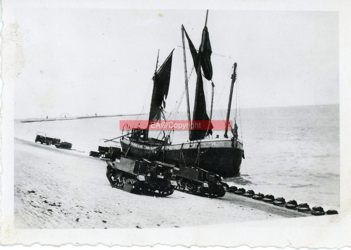 Frankreich Panzer Tank Panzerspähwagen Beute Bri