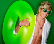 Ross-Lynch-superficial-guys-161