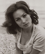shirley-ann-field-a72