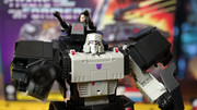 Transformers-x-G-I-Joe-Mash-Up-Megatron-H-I-S-S-Tank-Baroness-18