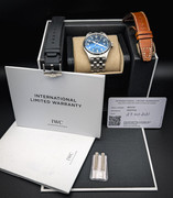 PXL 20251130 183952338