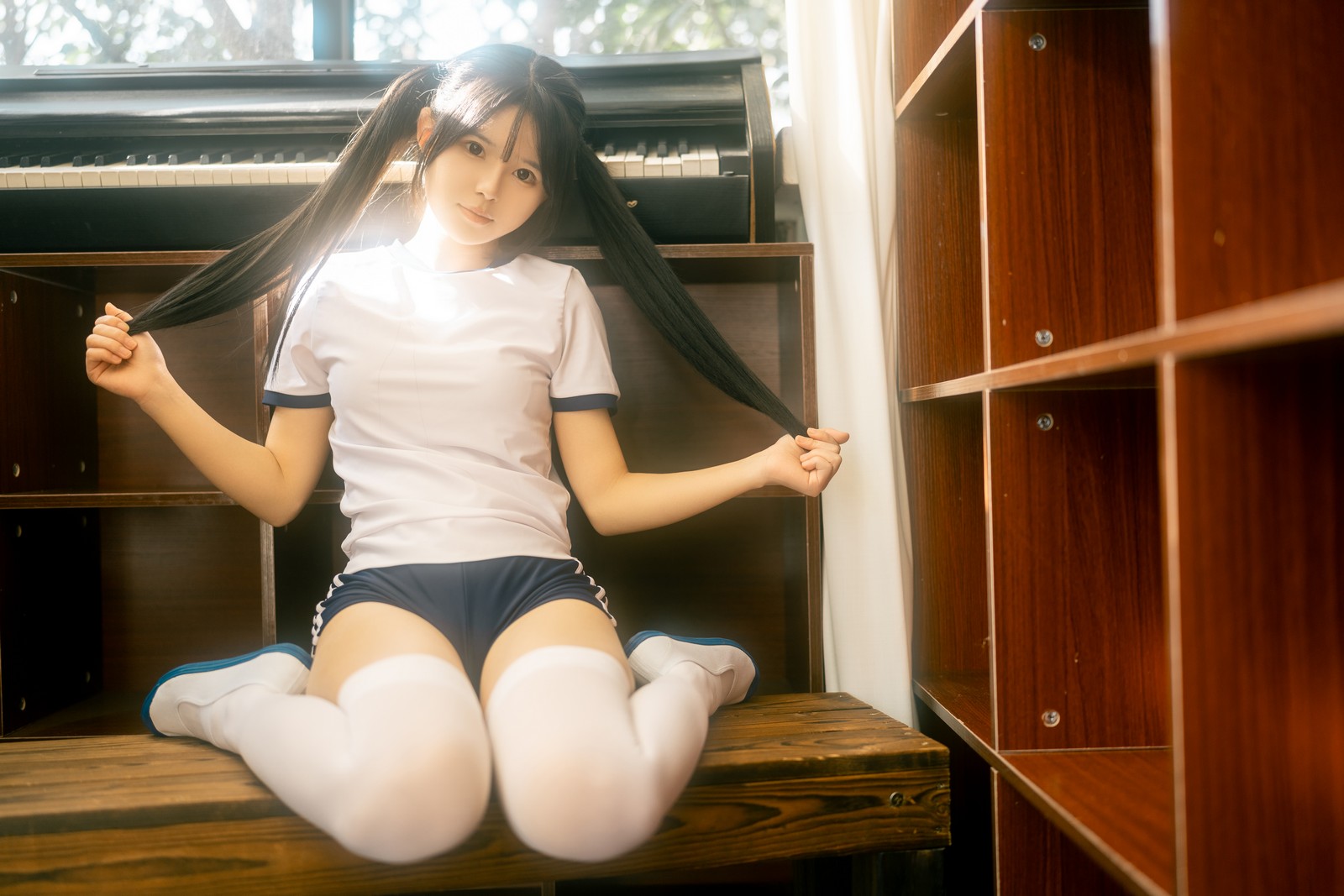 rua阮阮 春之更衣室 体操服 写真图集｜日系校园风高清摄影（47P｜469MB）插图5