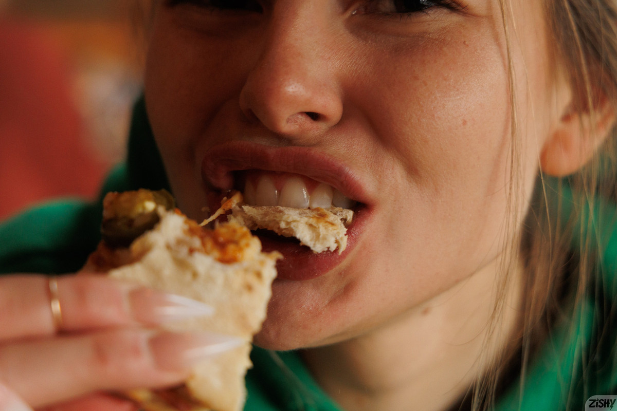 full_043_1257122022100552