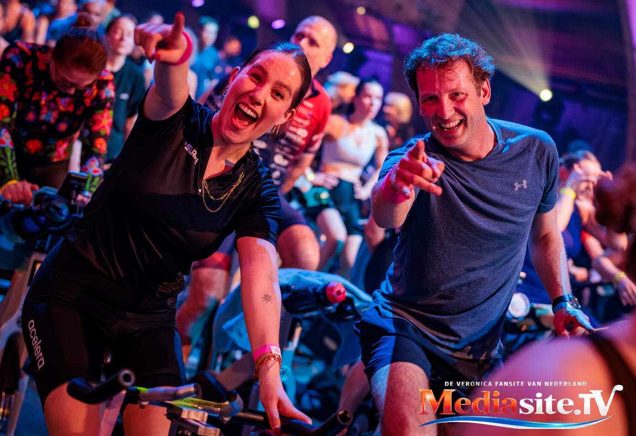 Jockin-Julia-maan-van-Slam-op-de-racefiets Jockin-Julia-maan-van-Slam-op-de-racefiets