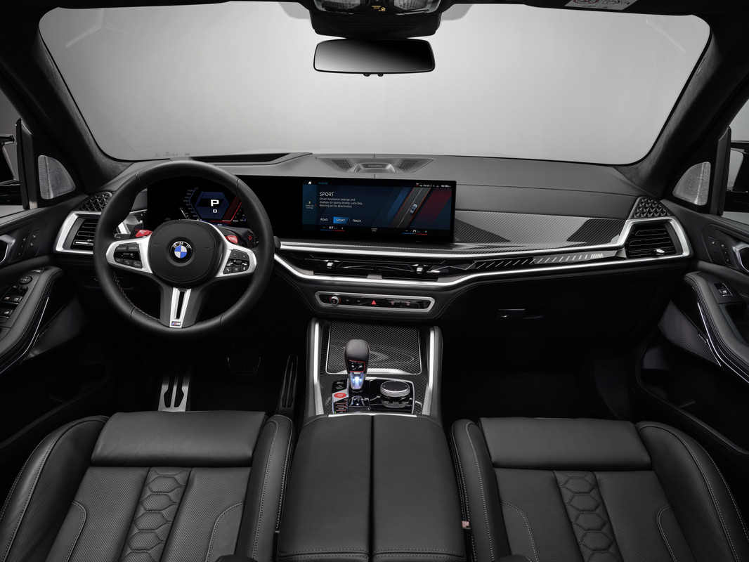 P90495543_highRes_the-new-bmw-x5-m-com