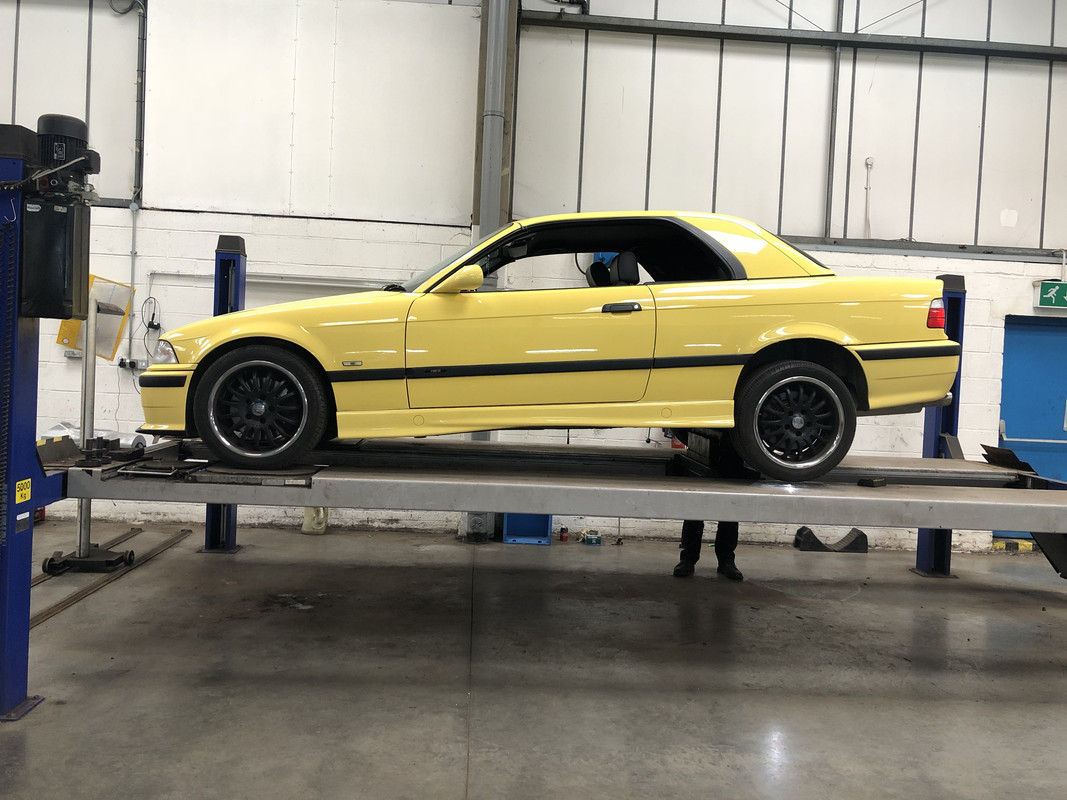 BBDA3B37-B876-465C-9B64-290D05CFAC32