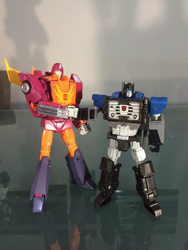 Titans-Return-Fort-Max-In-Hand-06